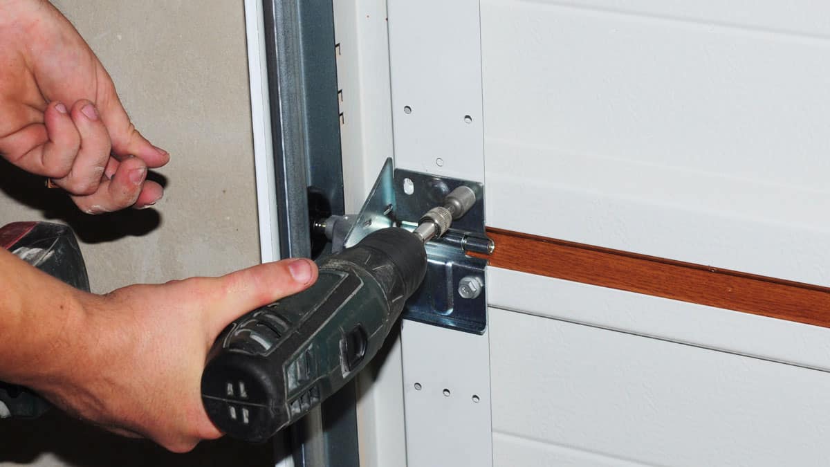 fix shaky garage door