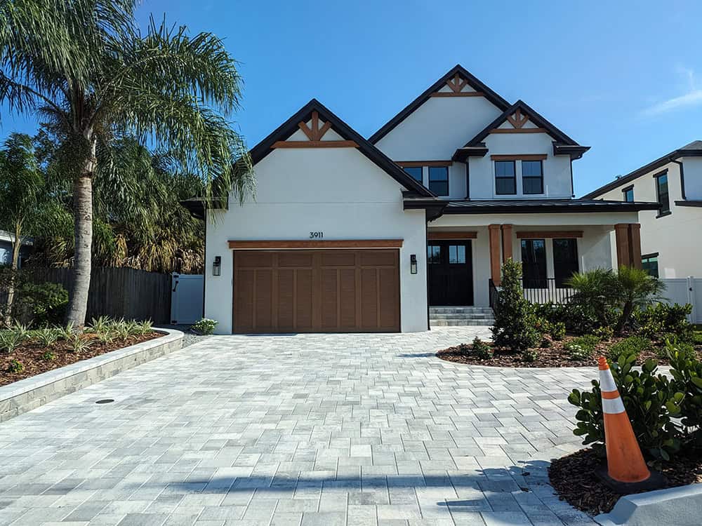 Residential garage door in Tampa